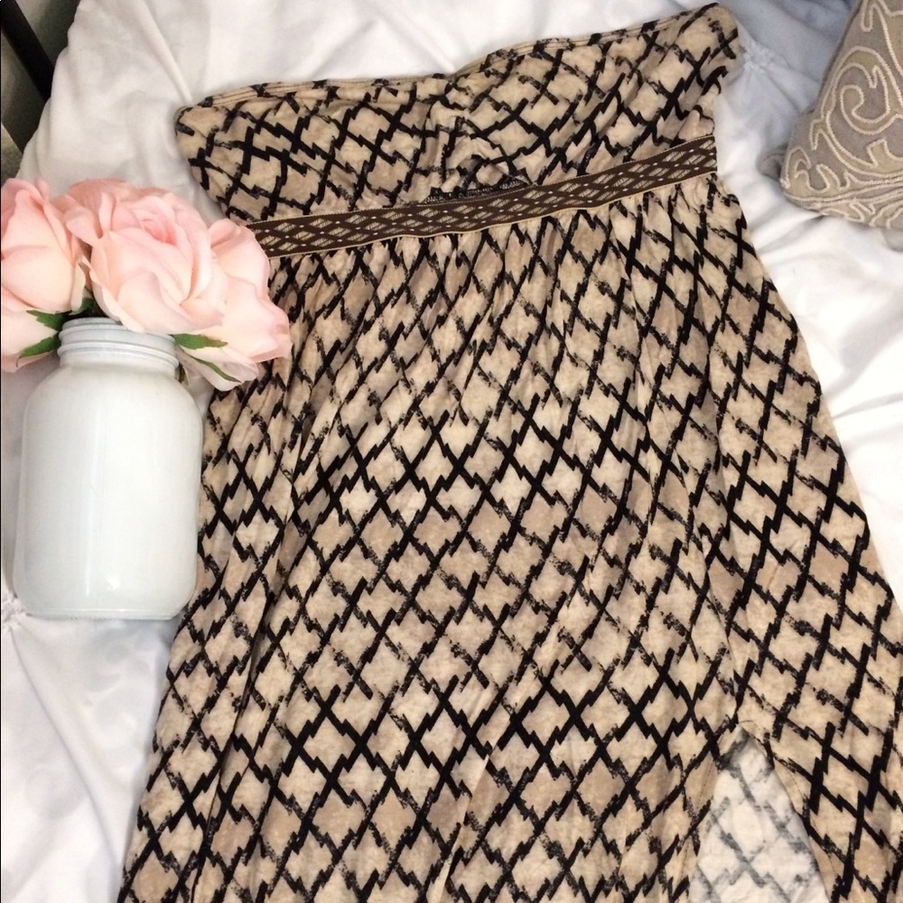 B1G1F 🌸 Gorgeous Strapless Maxi Dress